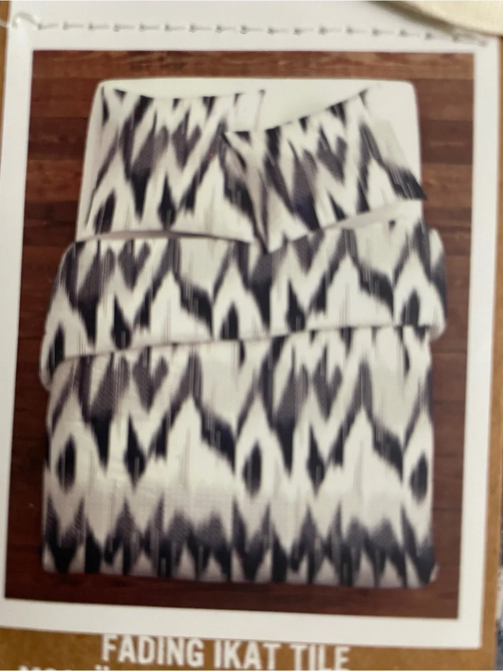 NEW West Elm Organic Cotton Fading IKAT Tile Queen Duvet Cover 2 STD Sham Set